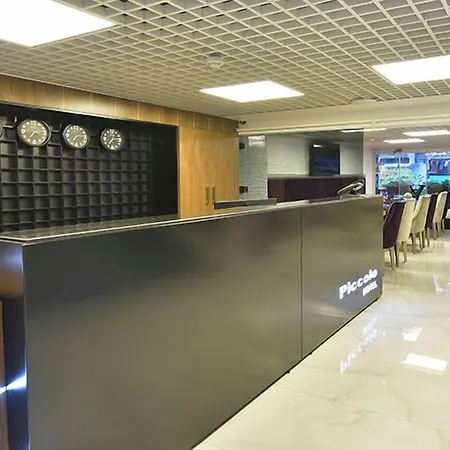 Adamel Hotel