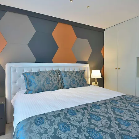 Hotel Adamel 4*