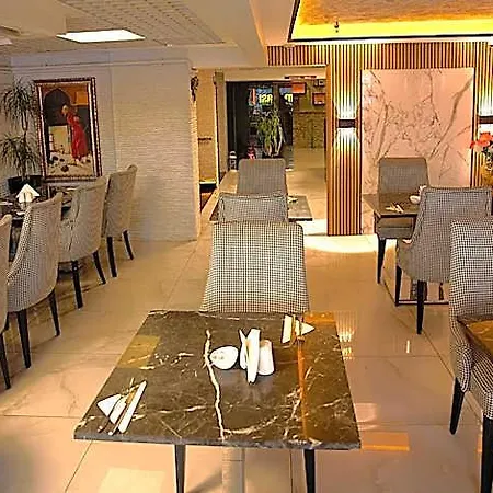 Hotel Adamel
