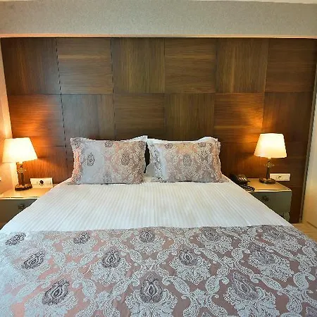 Adamel Отель 4*