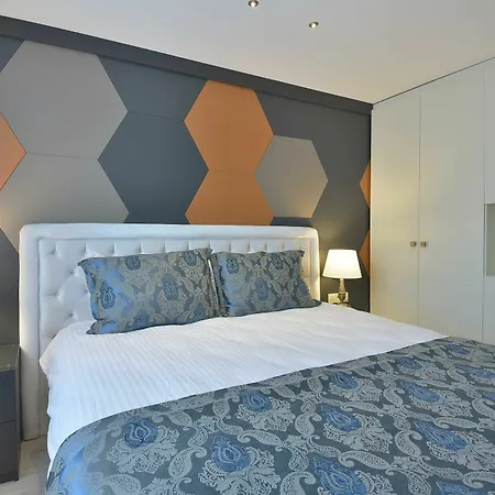 Adamel Otel 4*