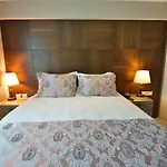 Adamel Hotel 4*