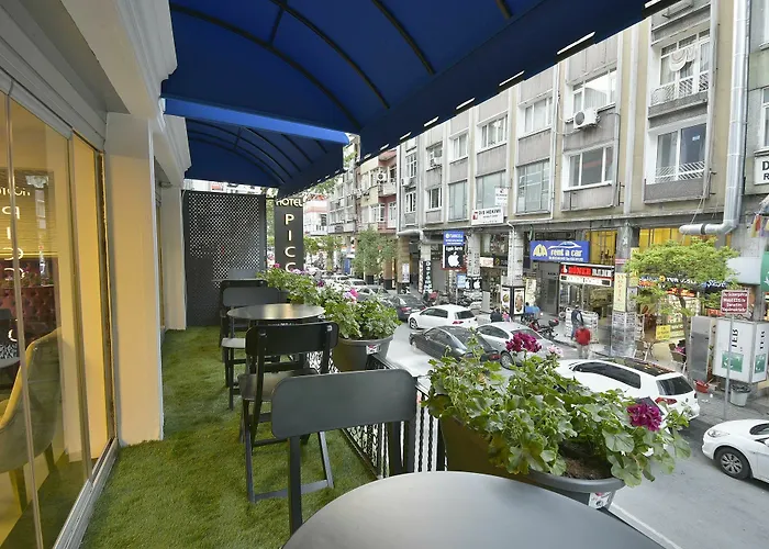 Adamel Hotel 4*